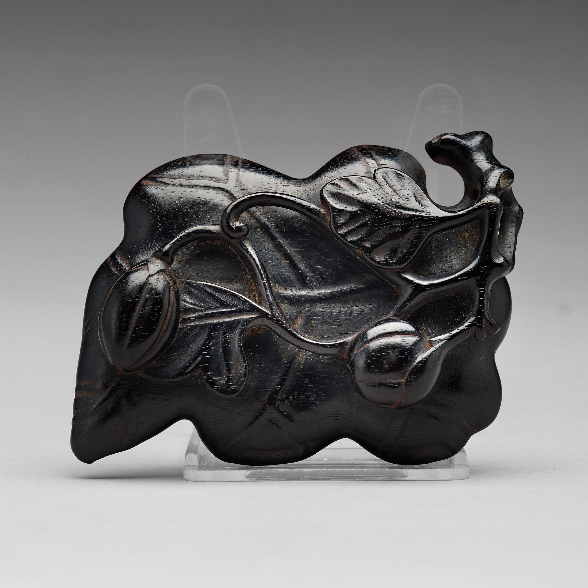 A zitan brush washer, Qing dynasty, circa 1900.