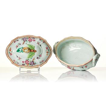 A famille rose tureen with cover and stand, Qing dynasty, Qianlong (1736-95).