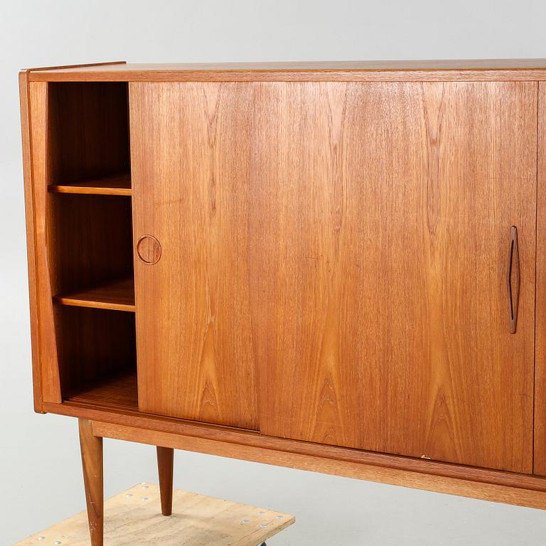 A 1950/60s sideboard.