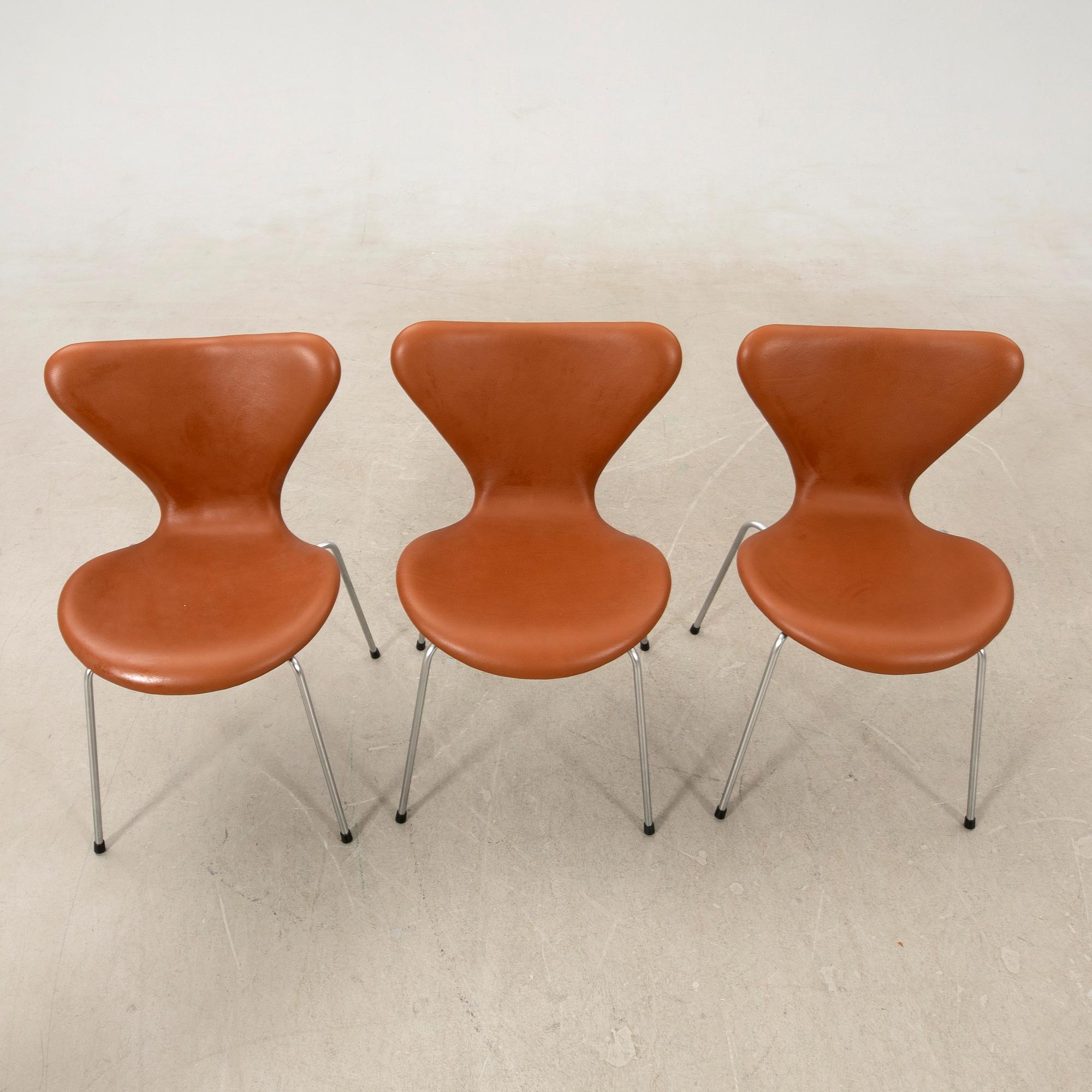 Arne Jacobsen, chairs 6 pcs "The Seven" for Fritz Hansen, late 20th century.