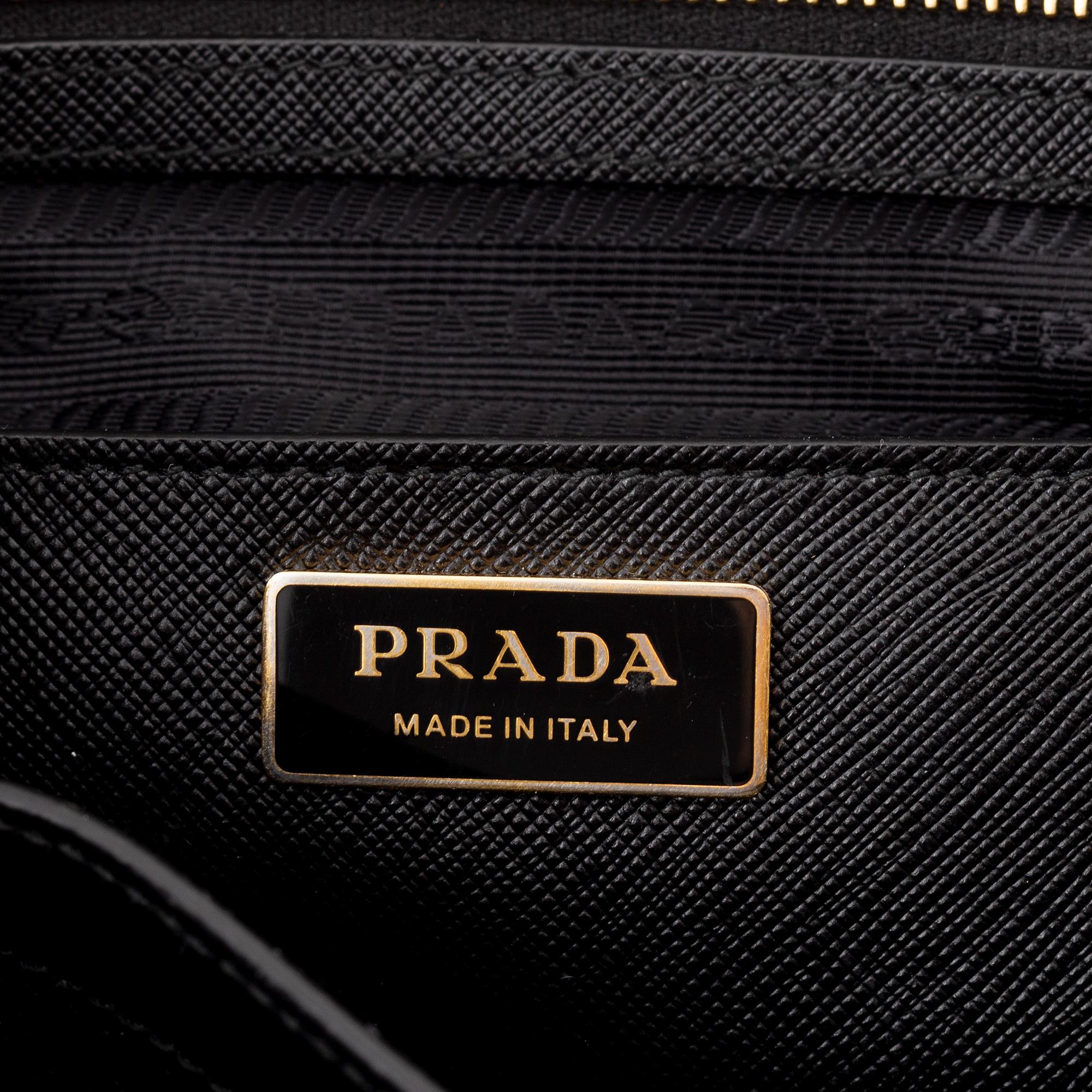 Prada, väska, 2021.