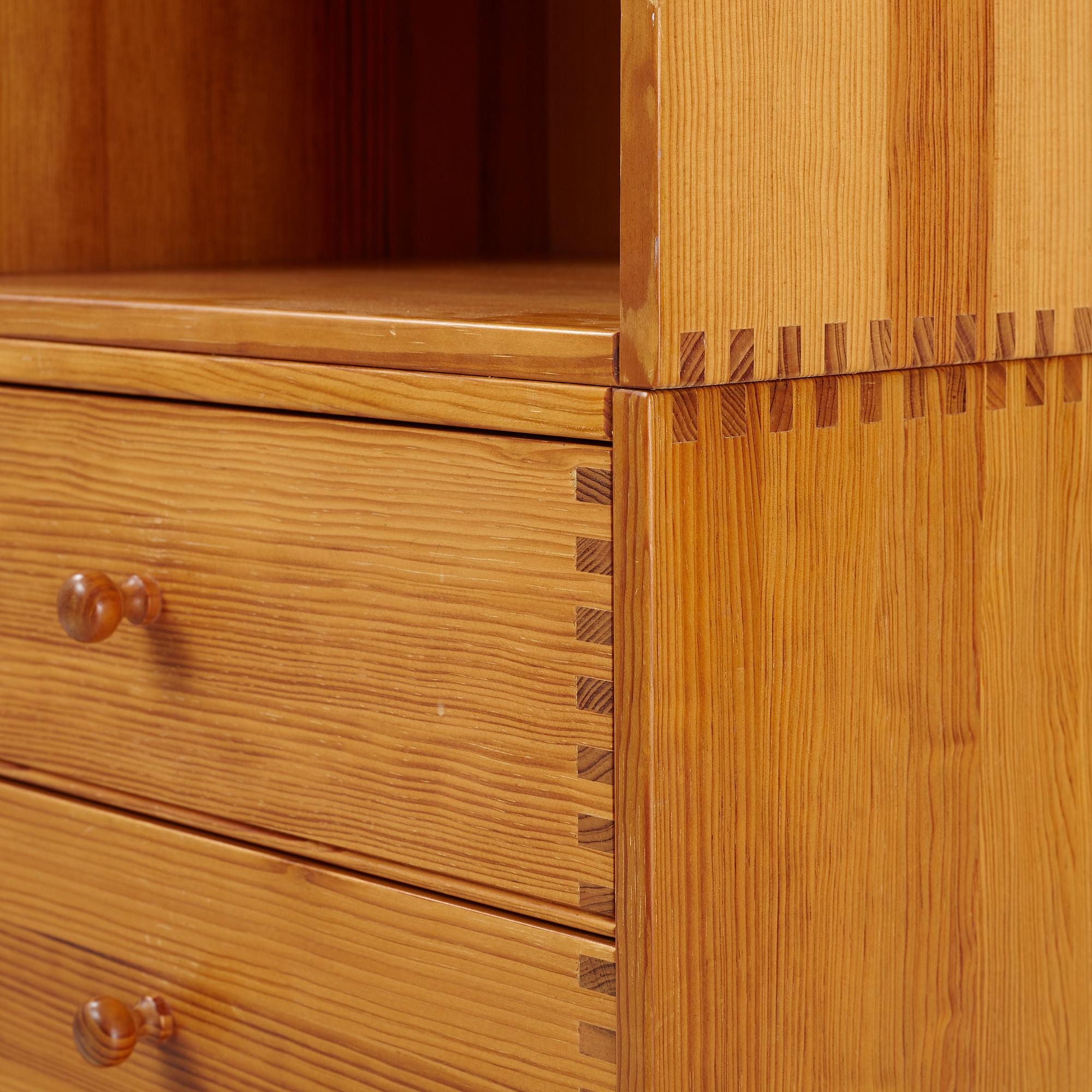 Andreas Hansen, a set of four bookcase modules from Hadsten Træindustri, Denmark.