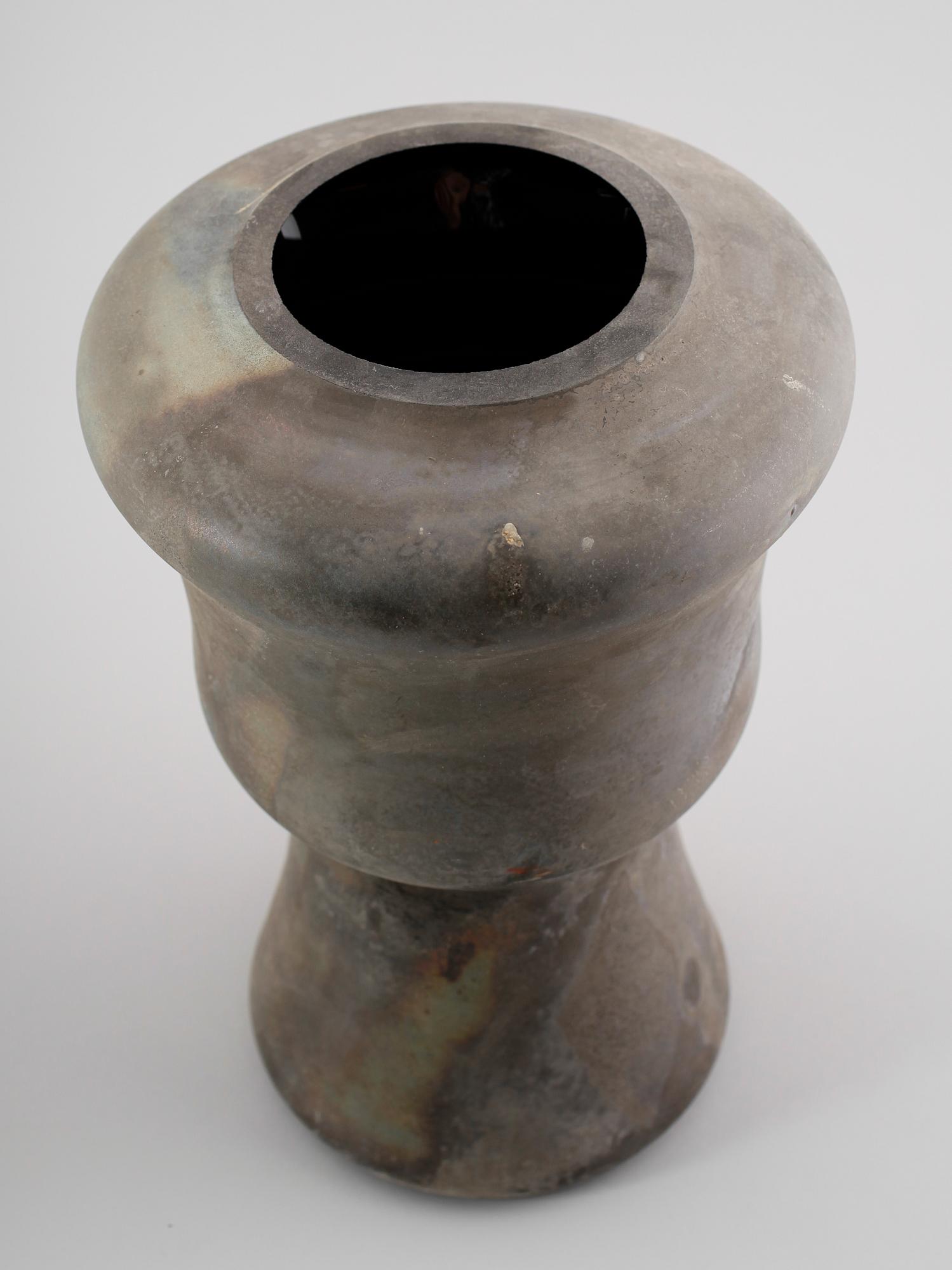 VAS, glas, otydligt signerad, 1900-tal.