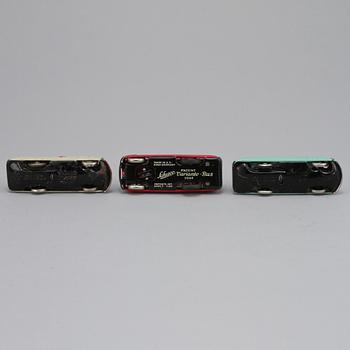 LEKSAKSBILAR, 4 st, plåt, bl.a "Electro construction lastauto 6060" samt "Mirako-Bus", Schuco, omkring 1900-talets mitt.