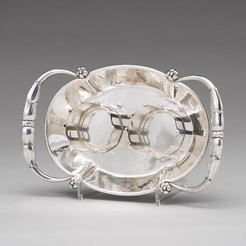 Georg Jensen, bordsurtout, Köpenhamn 1920, 830/1000 silver, design nr 255,