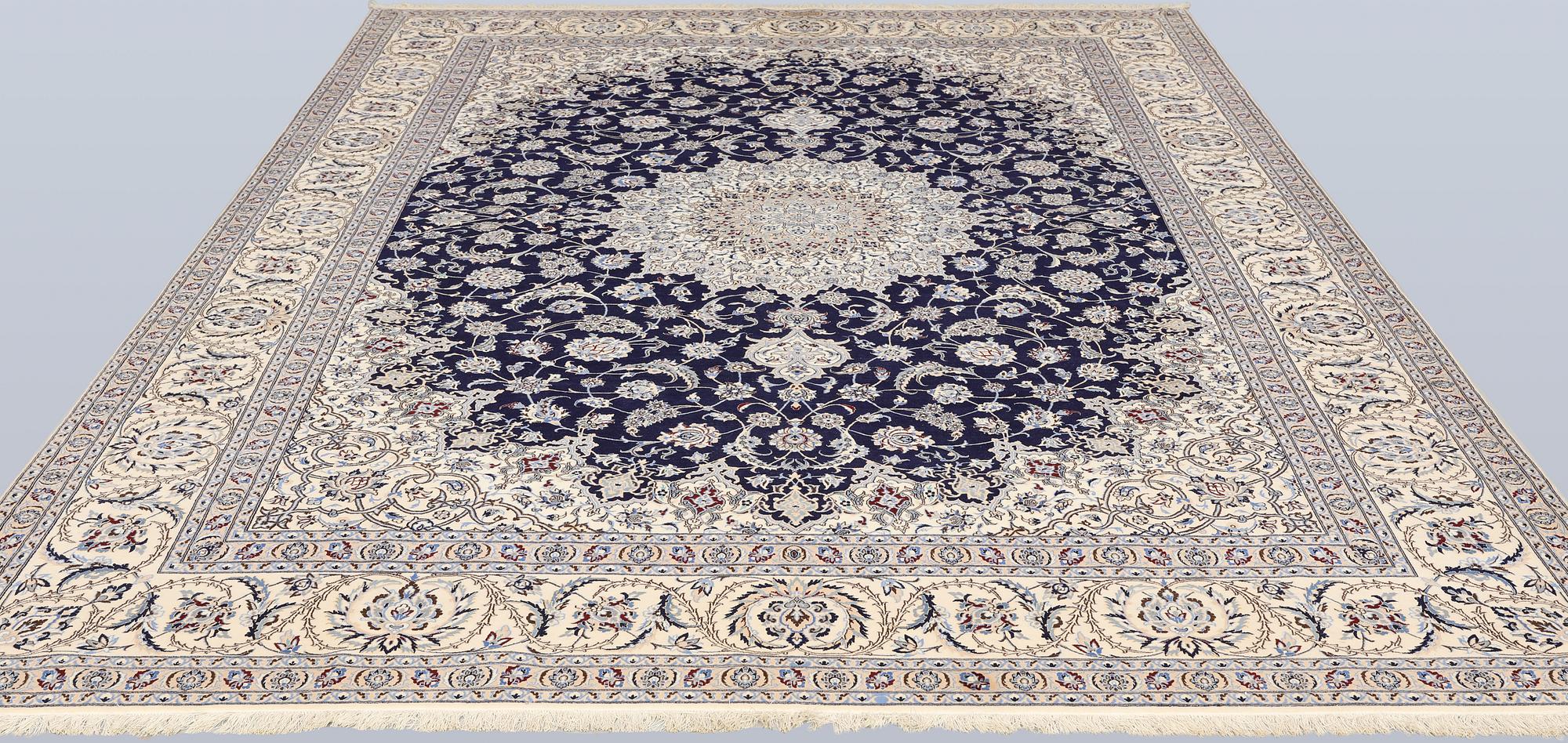 A part silk Nain carpet, so-called 4LAA, approx. 318 x 219 cm.