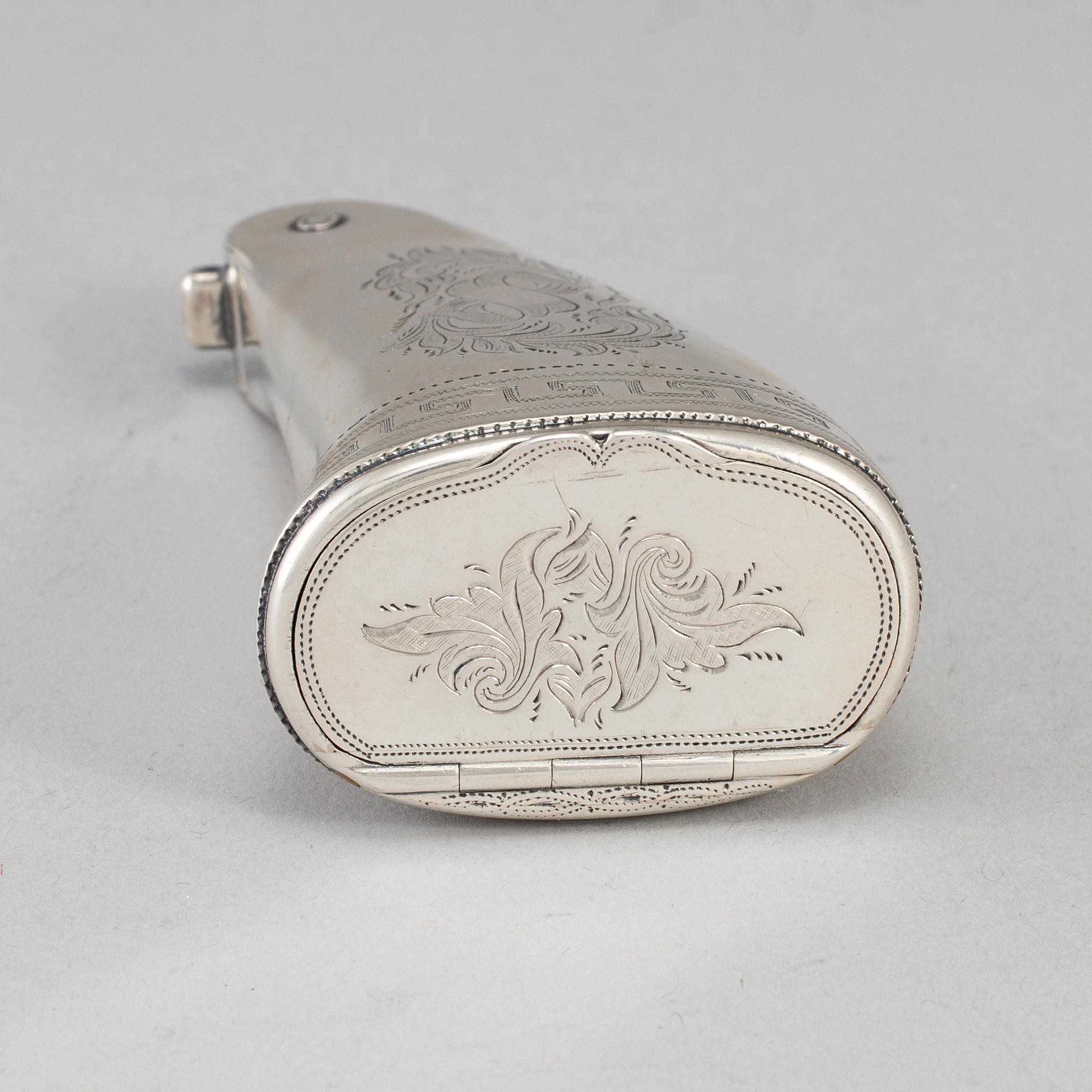 A Swedish 19th century parcel-gilt silver snuff-box, mark of Lars Sundstrom, Ostersund 1883.
