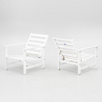 Elsa Stackelberg, A pair of armchairs, with footstools, Fri Form, contemporary.