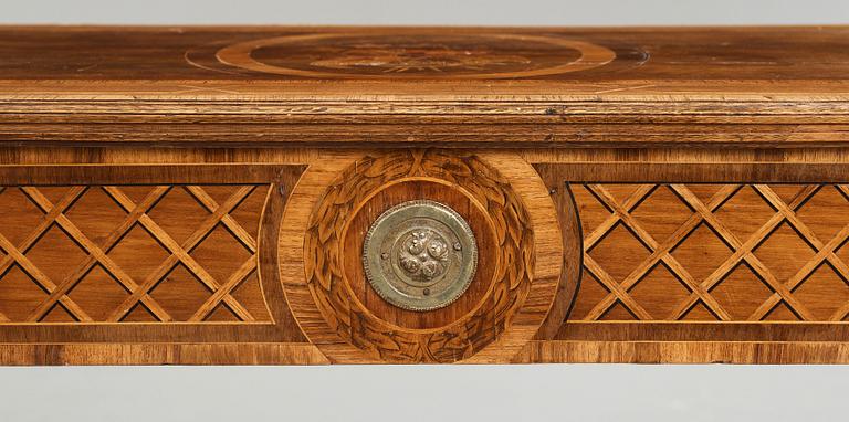 BORD/SPELBORD, av Gottlieb Iwersson (mästare i Stockholm 1778-1813), ej signerat,  1700-talets slut, Gustavianskt.