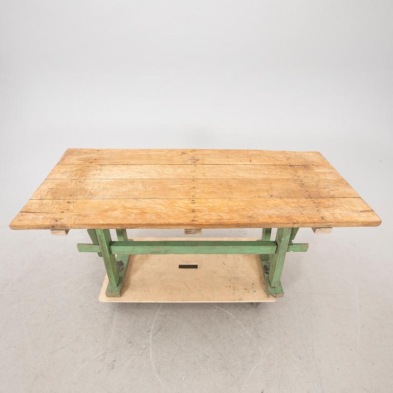 An early 1900s table.