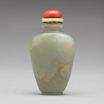 Three nephrite and agathe snuff bottles with stoppers, China and Tibet, late 19th Century.