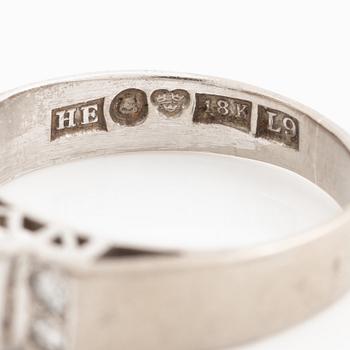 Ring, Engelbert, Stigbert, 18K vitguld med briljantslipade och åttkantslipade diamanter, 1960-tal.
