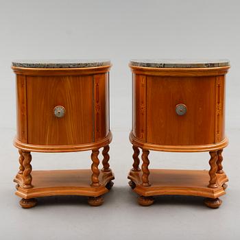 SÄNGBORD, 1 par, 1900-talets första hälft.