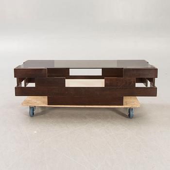 A 1970/80s coffee table.