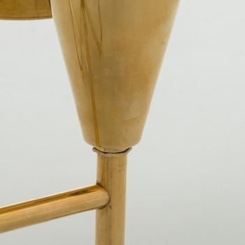 Seinävalaisin / pöytävalaisin, malli EV 57, Itsu 1900-luvun puoliväli.