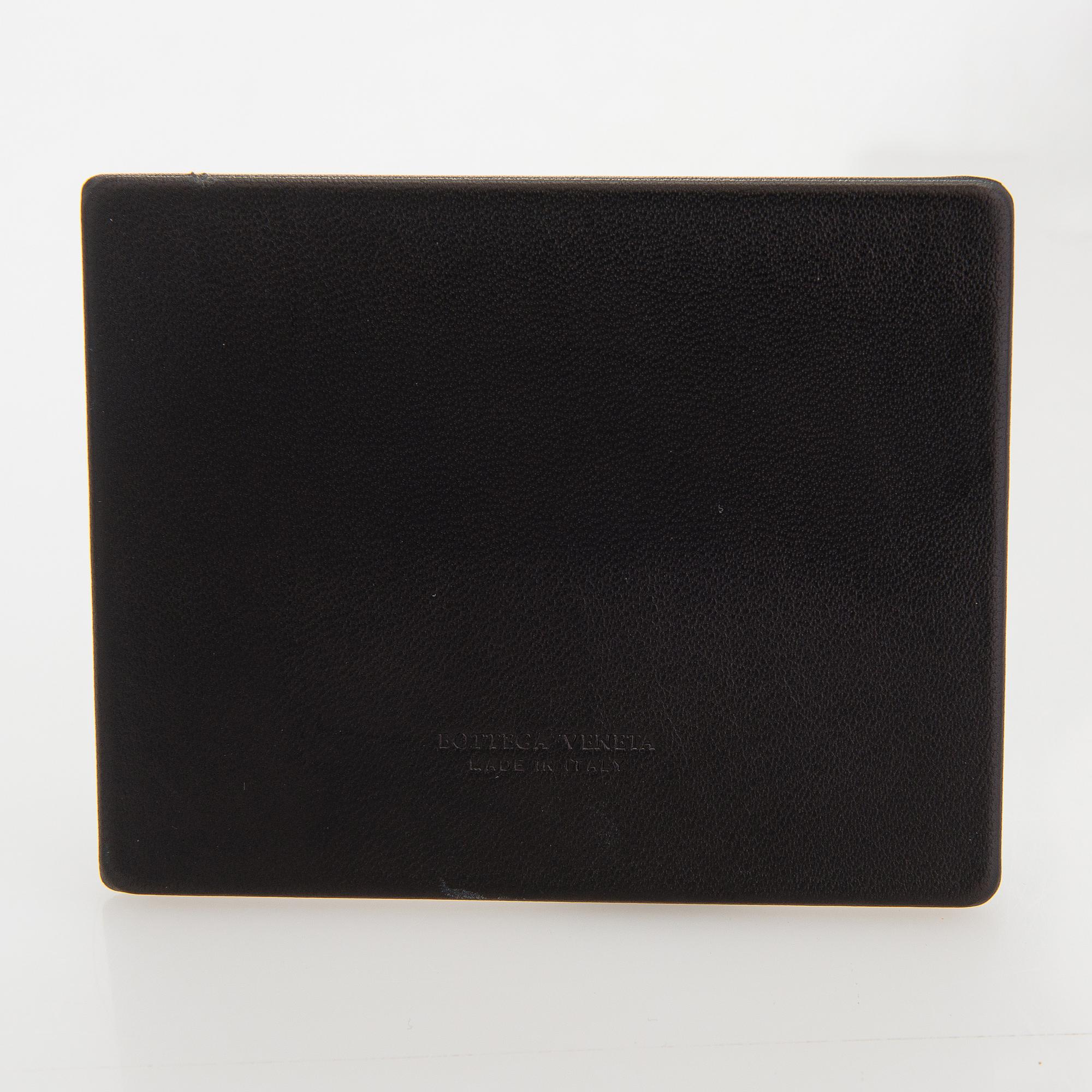 Bottega Veneta, 'New Ball Hobo' bag.