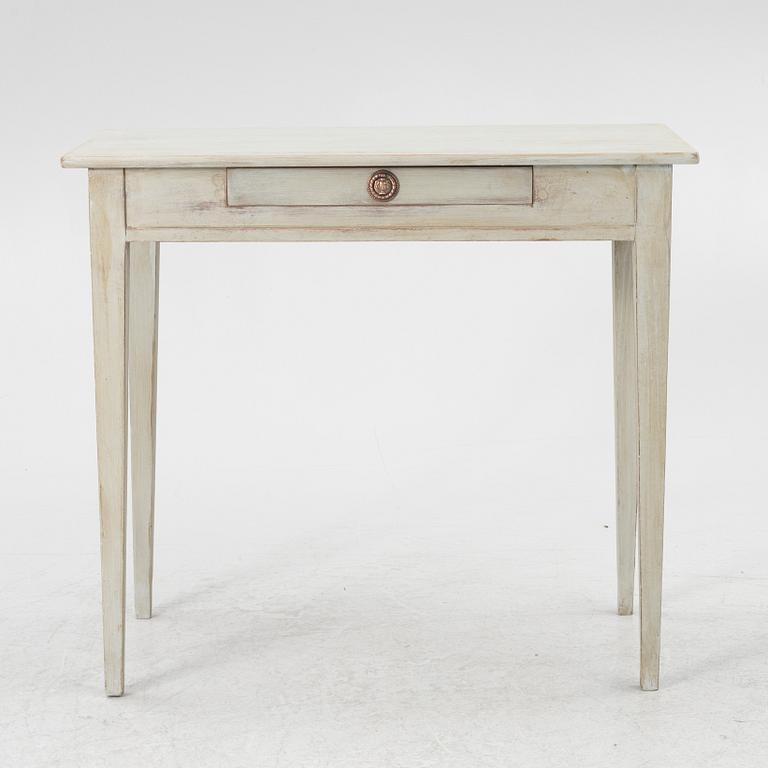Bord, gustaviansk stil, med äldre delar.