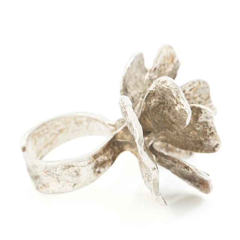 Theresia Hvorslev, ring, sterling silver, Mema, Lidköping, 1972.