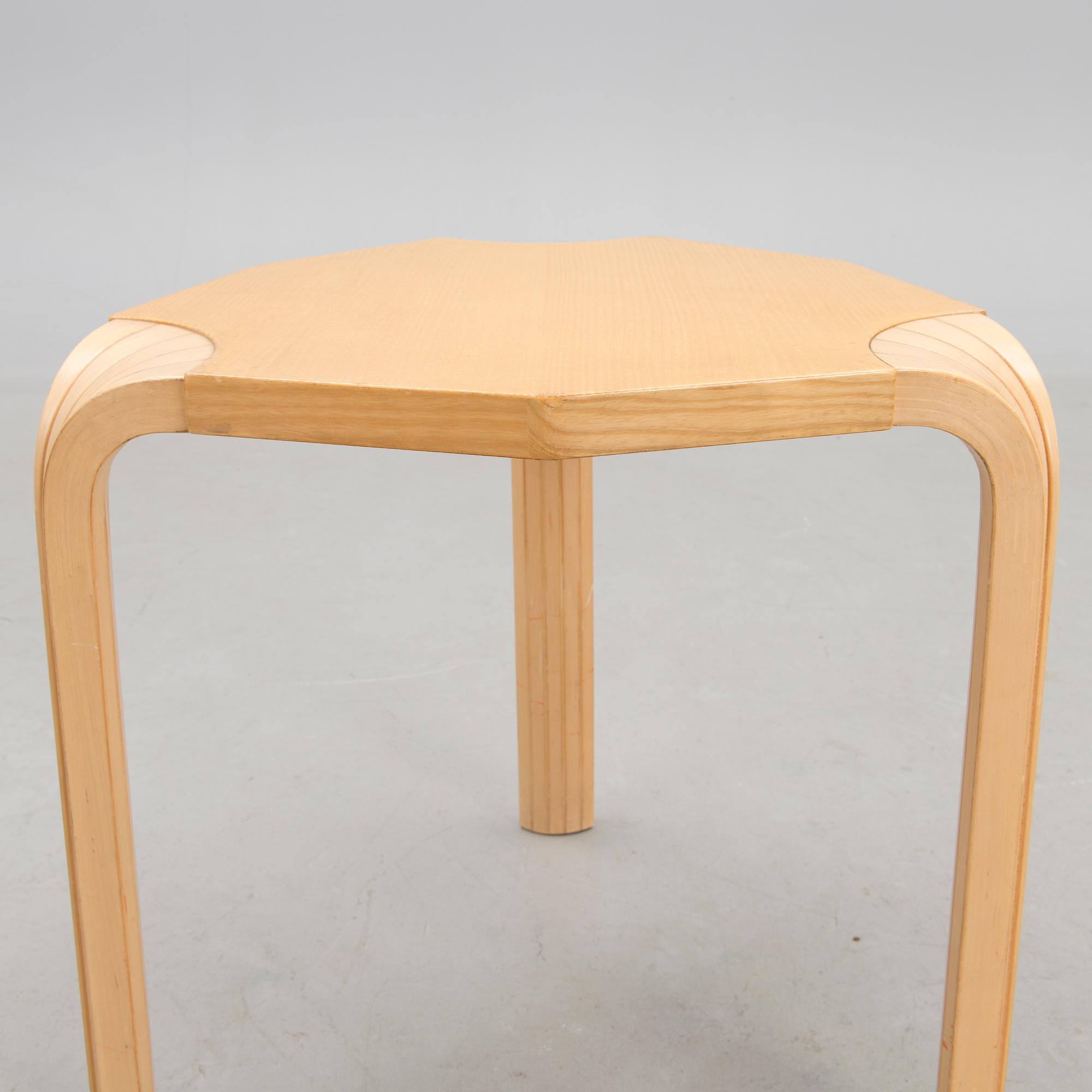 ALVAR AALTO, pall "X602", Artek.