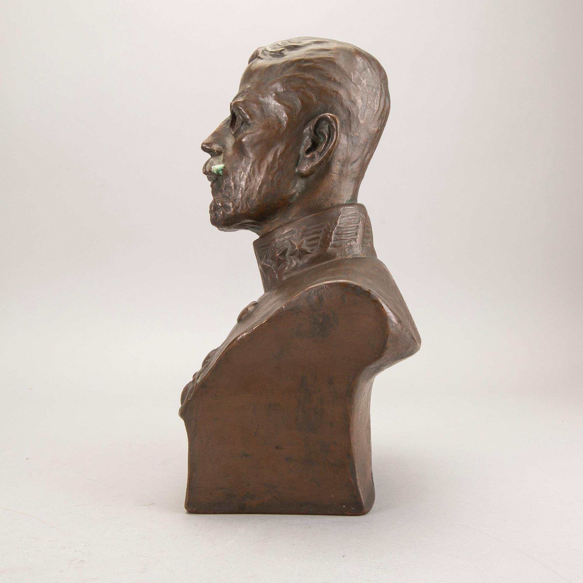 Frans Törnegren, skulptur signerad 1915.