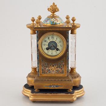 A mantle clock, France, early 20th Century.