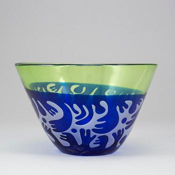 BERTIL VALLIEN, a unique blasted glass bowl, Boda Åfors, nr 1250.