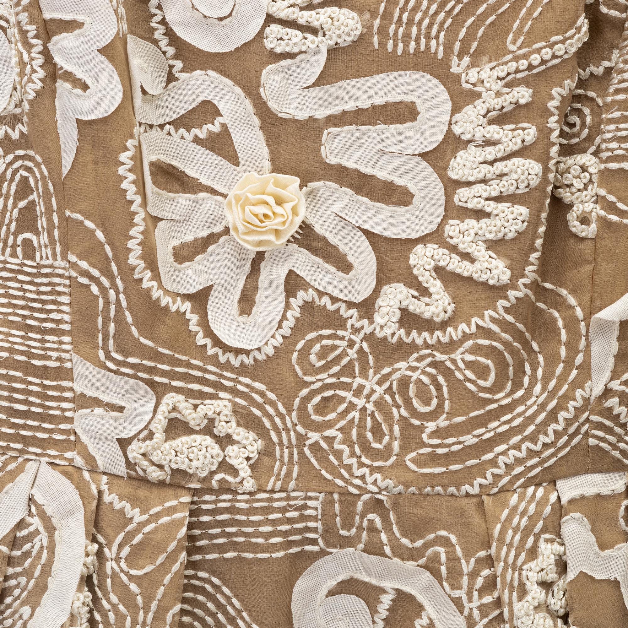 Oscar de la Renta, a silk dress size 2.