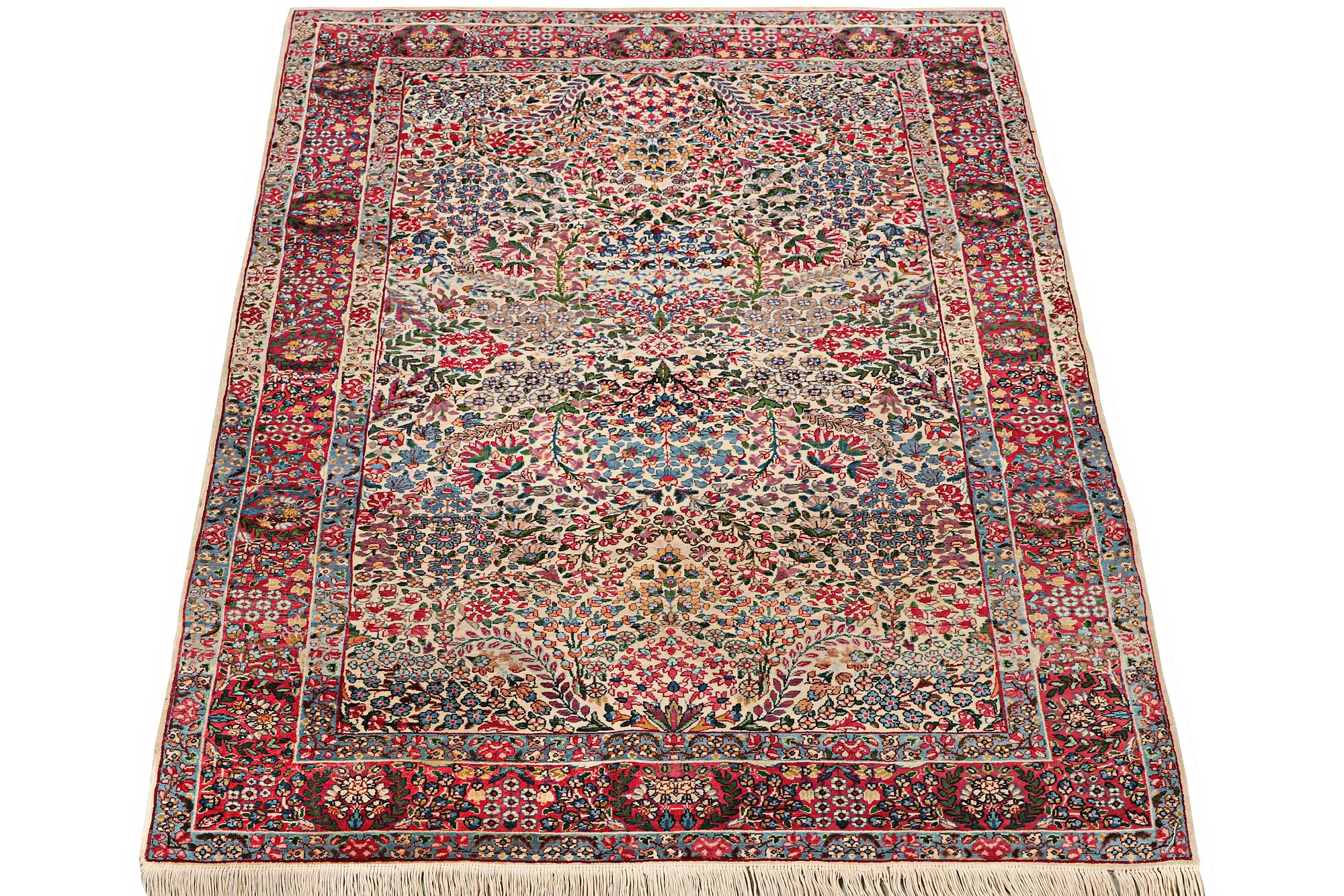 Matta, Kirman-Laver, ca 222 x 138 cm.