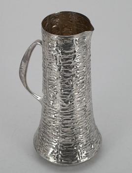 KANNA, sterlingsilver, Tapio Wirkkala, Hopeakeskus, Tavastehus Finland 1970. Vikt ca 793,5 g.