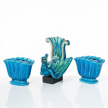 Gunnar Nylund, Paradisfågel samt ett par vaser, Rörstrand.