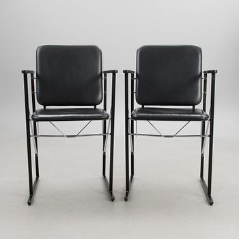A pair of A-500 chairs for Avarte. Design year 1985.