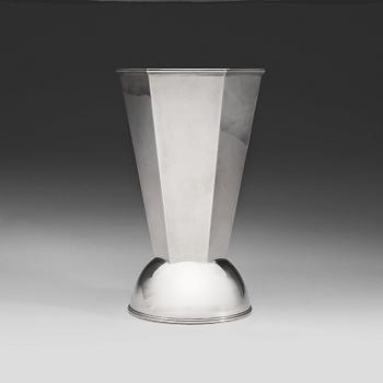 A Wiwen Nilsson sterling vase Lund 1961, also marked EXPO PARIS 1937 2/2.