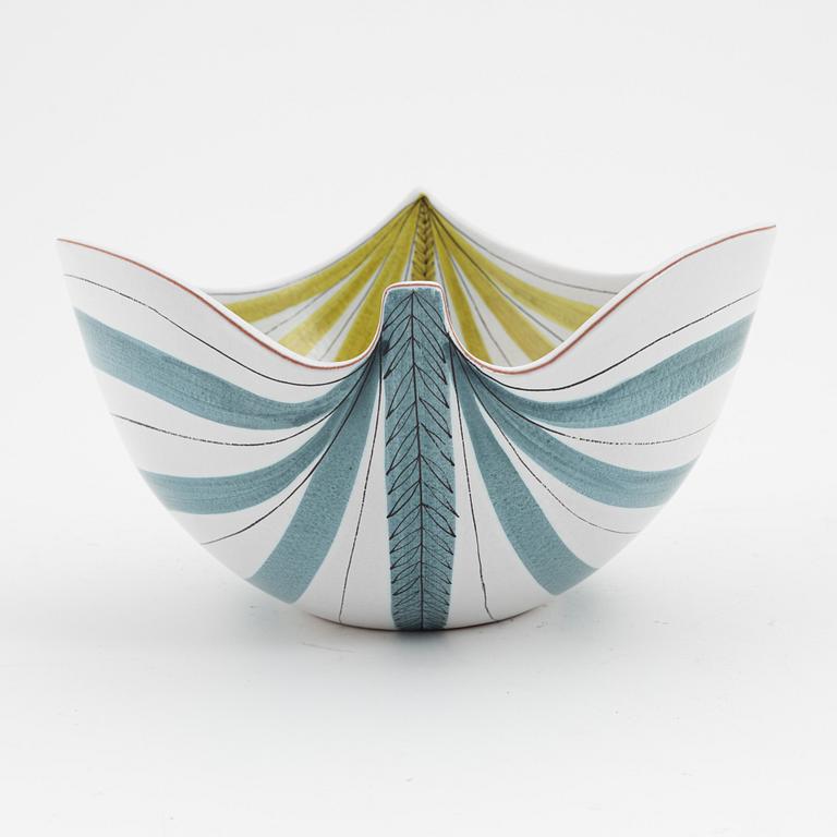Stig Lindberg, a faience bowl, Gustavsbergs studio.