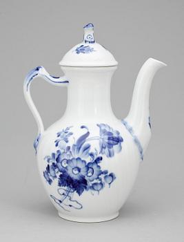 KAFFESERVIS, 27 del, porslin, Blå Blomst, Royal Copenhagen, 1900-talets andra hälft.