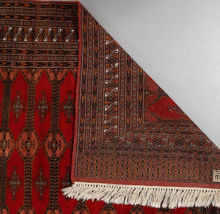 MATTA, Pakistan, old, signerad, 180 x 118 cm.