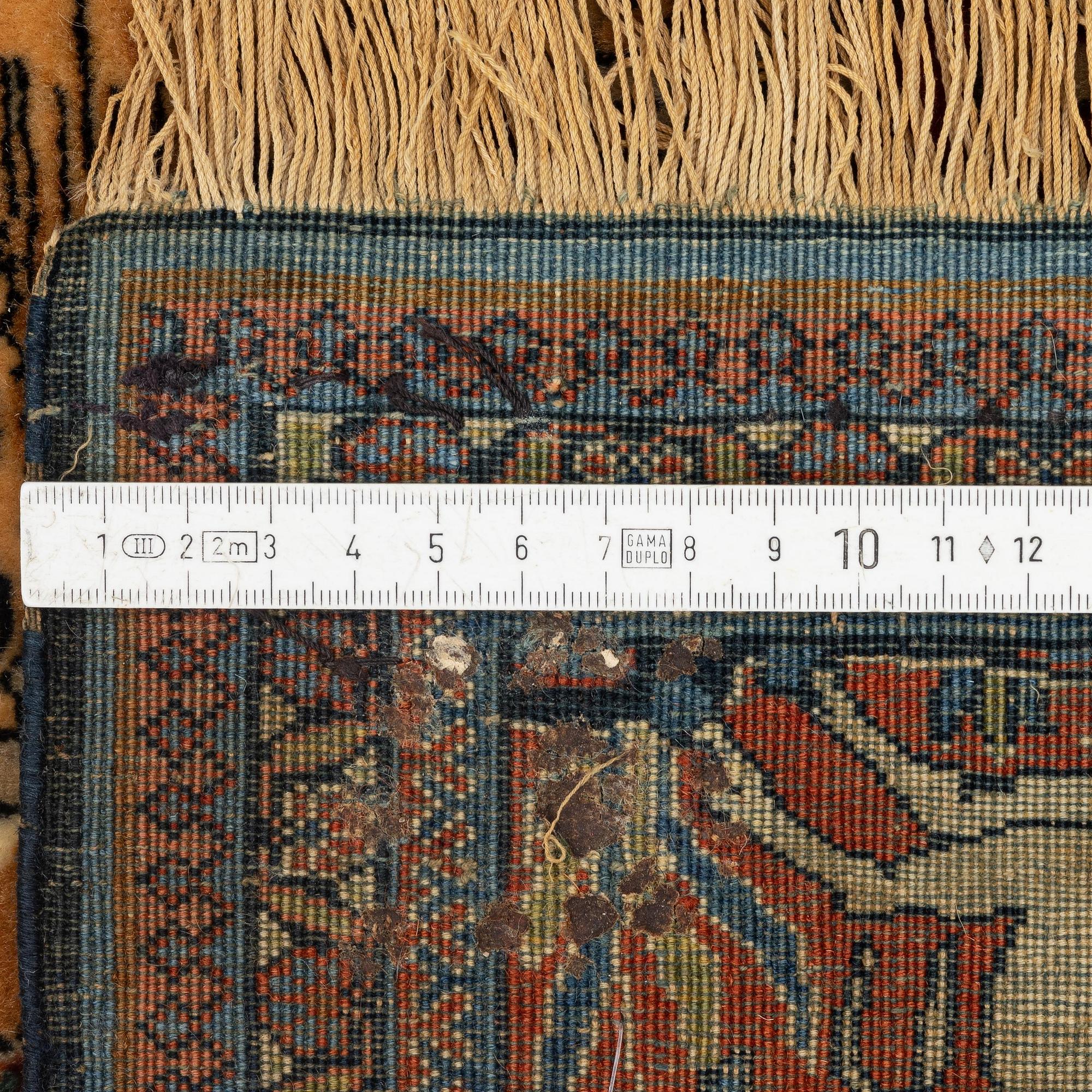A Kashan 'Mohtasham' rug, c. 211 x 139 cm.