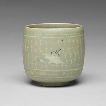 729. A celadon glazed crane cup, Korea, Koryo dynasty, 12th/13th Century.