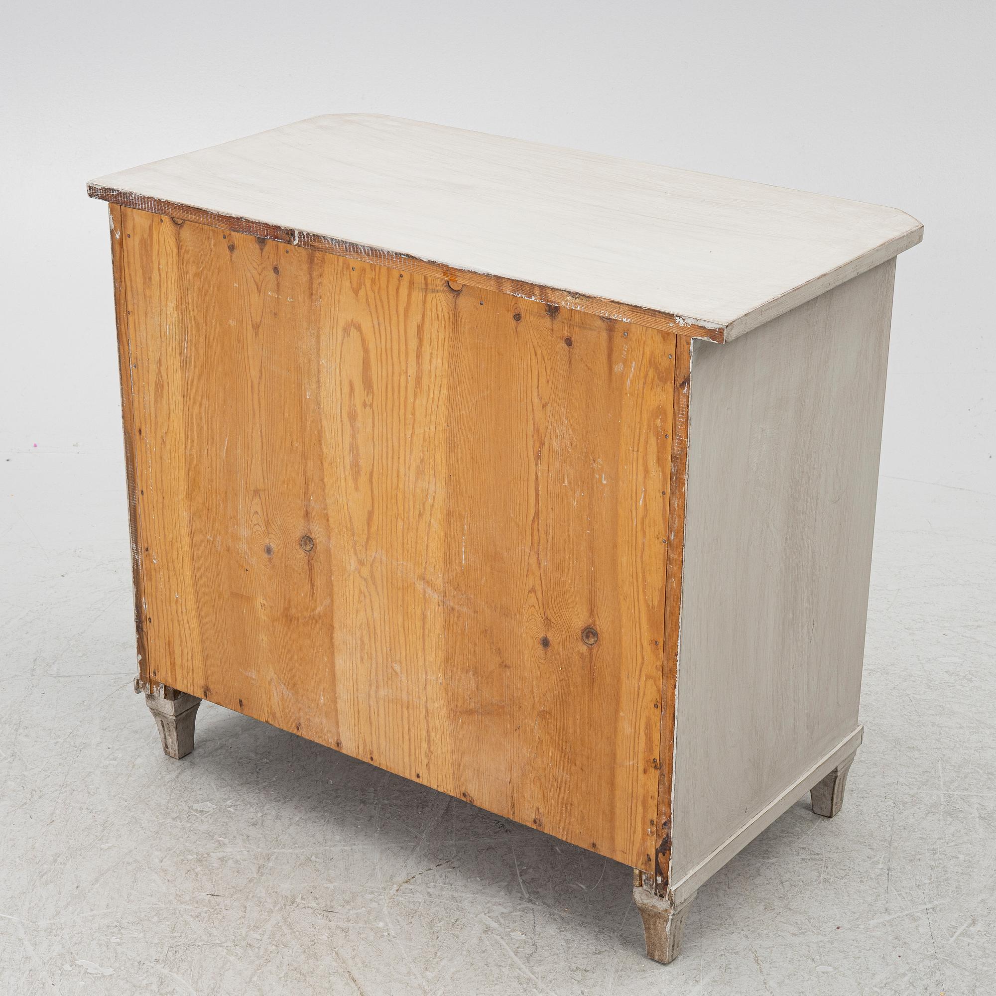 A Gustavian style chest of drawers, second half of the 20th century.