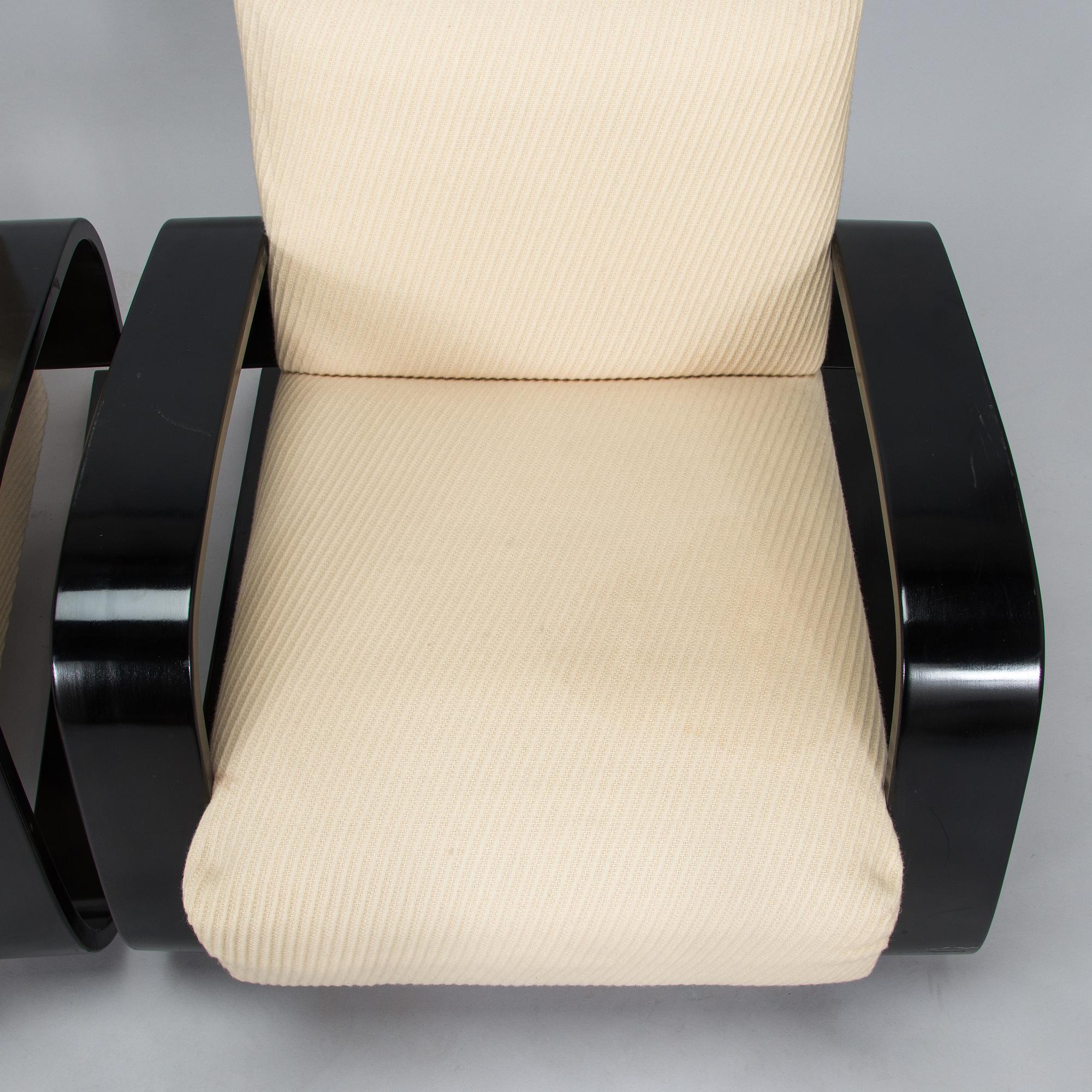 Alvar Aalto, fåtöljer ett par, "Tank chair" modell 400, Artek, 1970-tal.