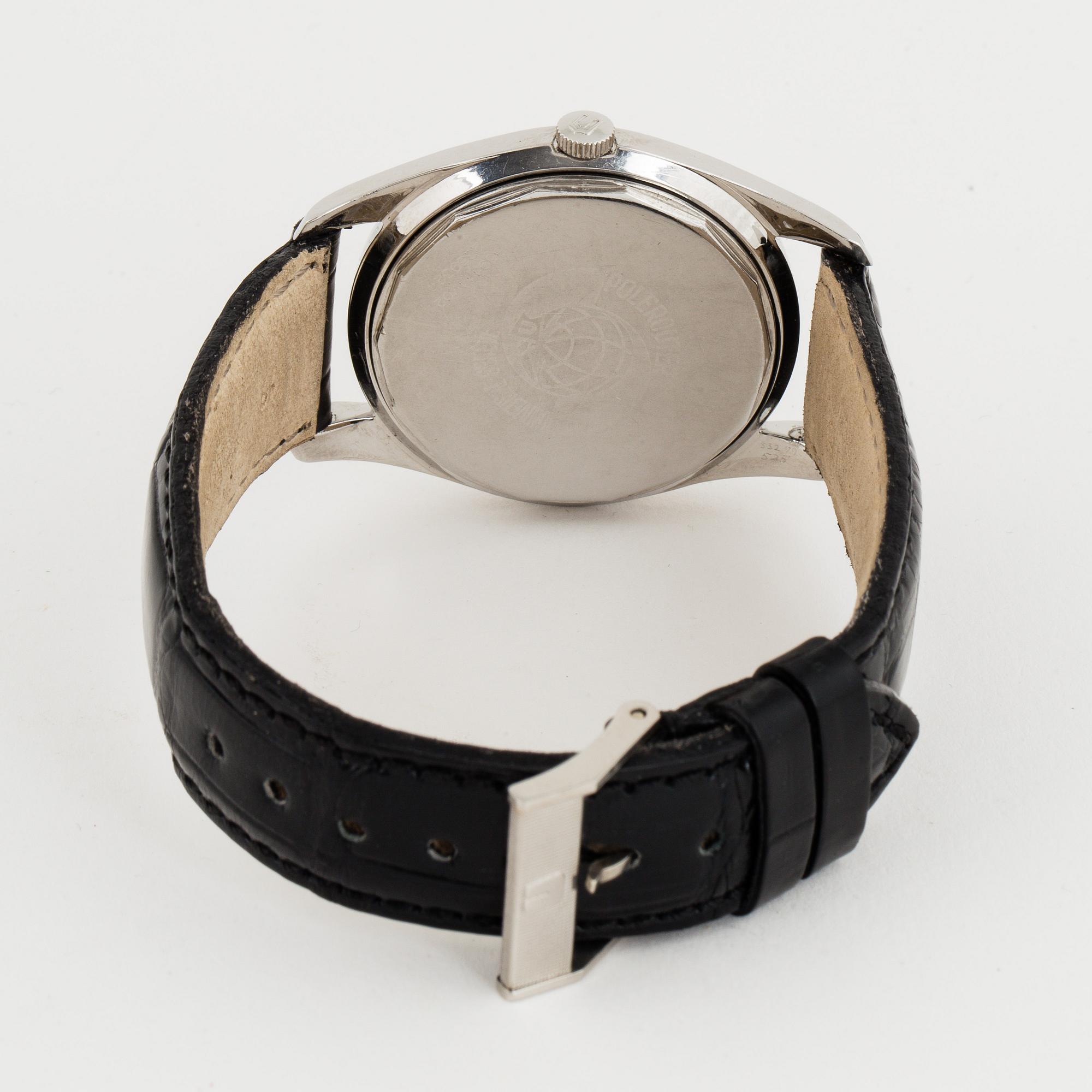 UNIVERSAL, Genève, Polerouter date, armbandsur, 35.5 mm.
