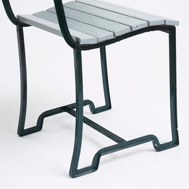 Carl Hörvik, trädgårdsmöbel, bord och ett par stolar, för Stadshotellet Båstad eller Lindgården, Stockholm ca 1927-29.