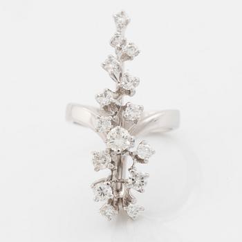 Brilliant cut diamond ring.