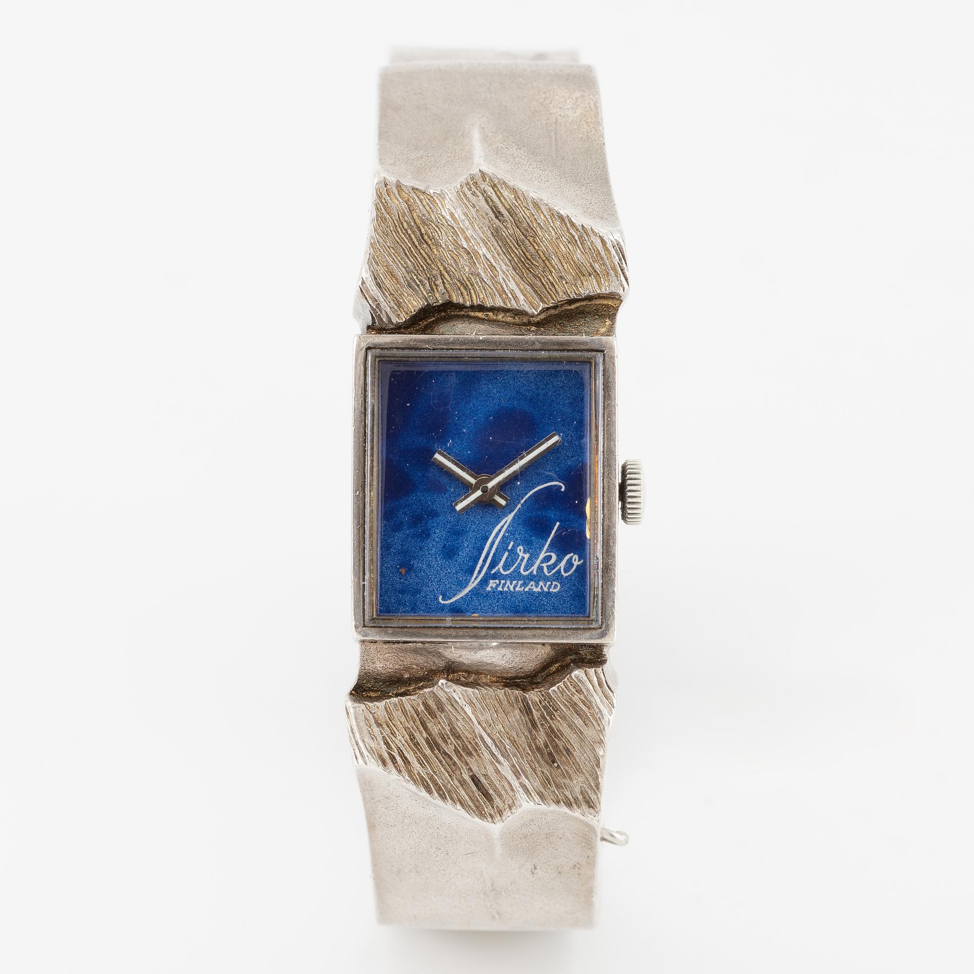 Matti Hyvärinen, Sirokoru, Finland, wristwatch, 17.5 x 20 mm.