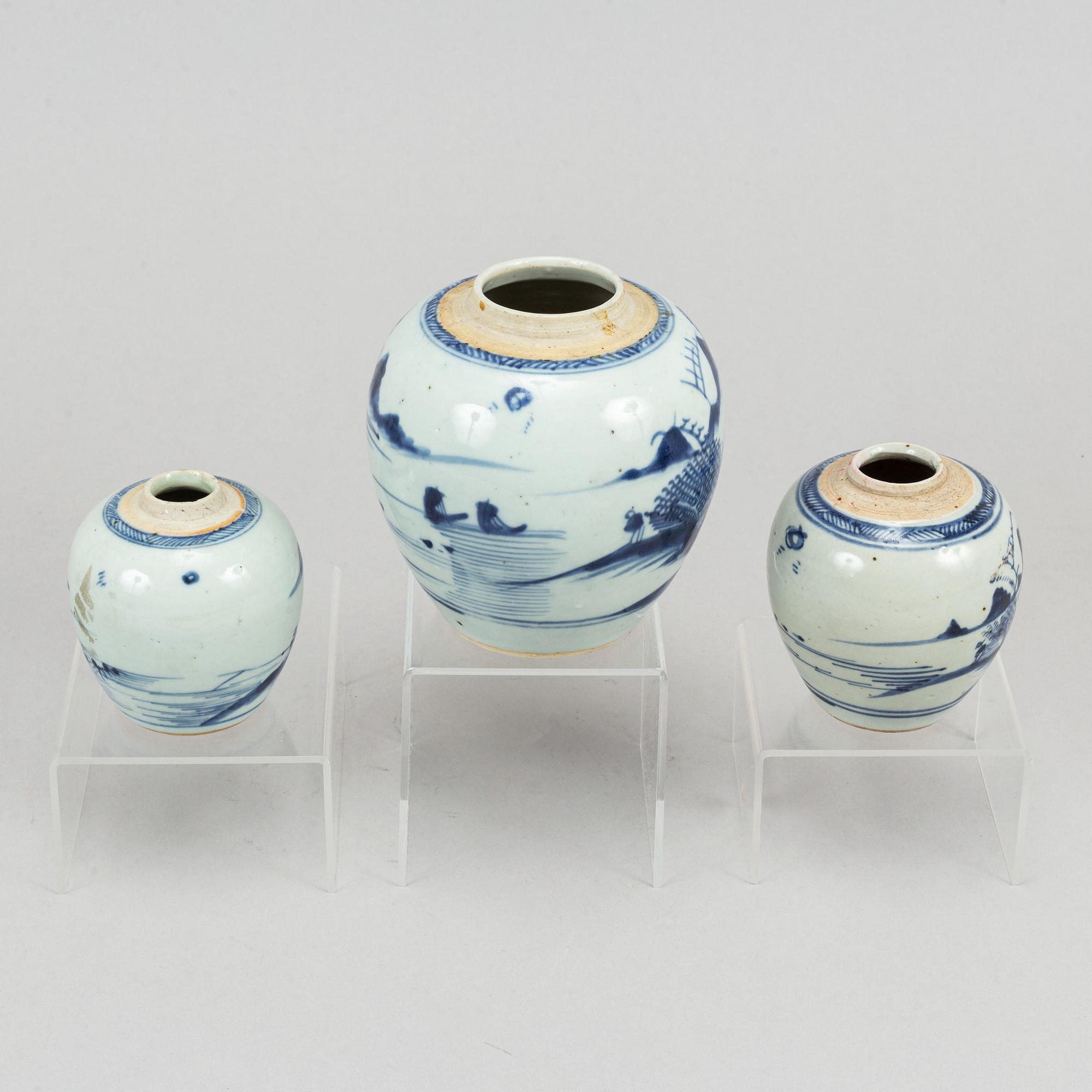 A set of three blue and white jars, Qing dynasty, 19th Century.