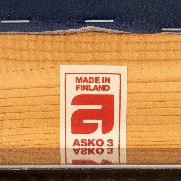 Fåtöljer, ett par, "Classio 8283" tillverkare Asko, 1980-tal.
