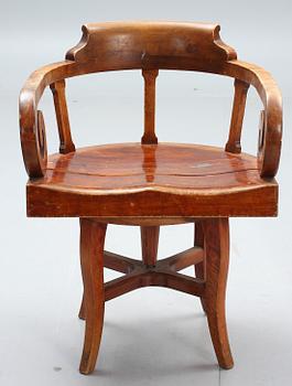 SKRIVBORDSSTOL, Karl Johanstil, 1900-talets början.