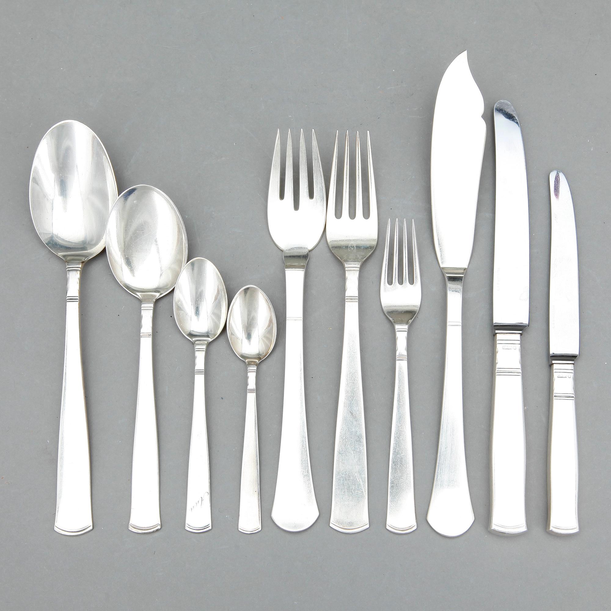 BESTICKSERVIS I SCHATULL, 93 delar, silver, Rosenholm, GAB, Stockholm mest 1950-60-tal. Tot ca 2800 gram.