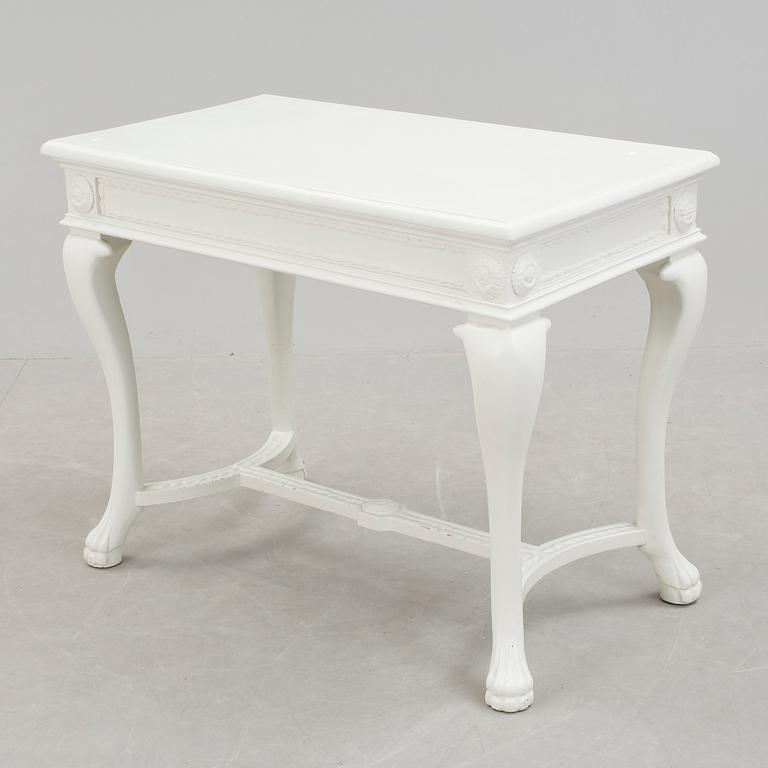 BORD, barockstil, 1800-talets andra hälft.