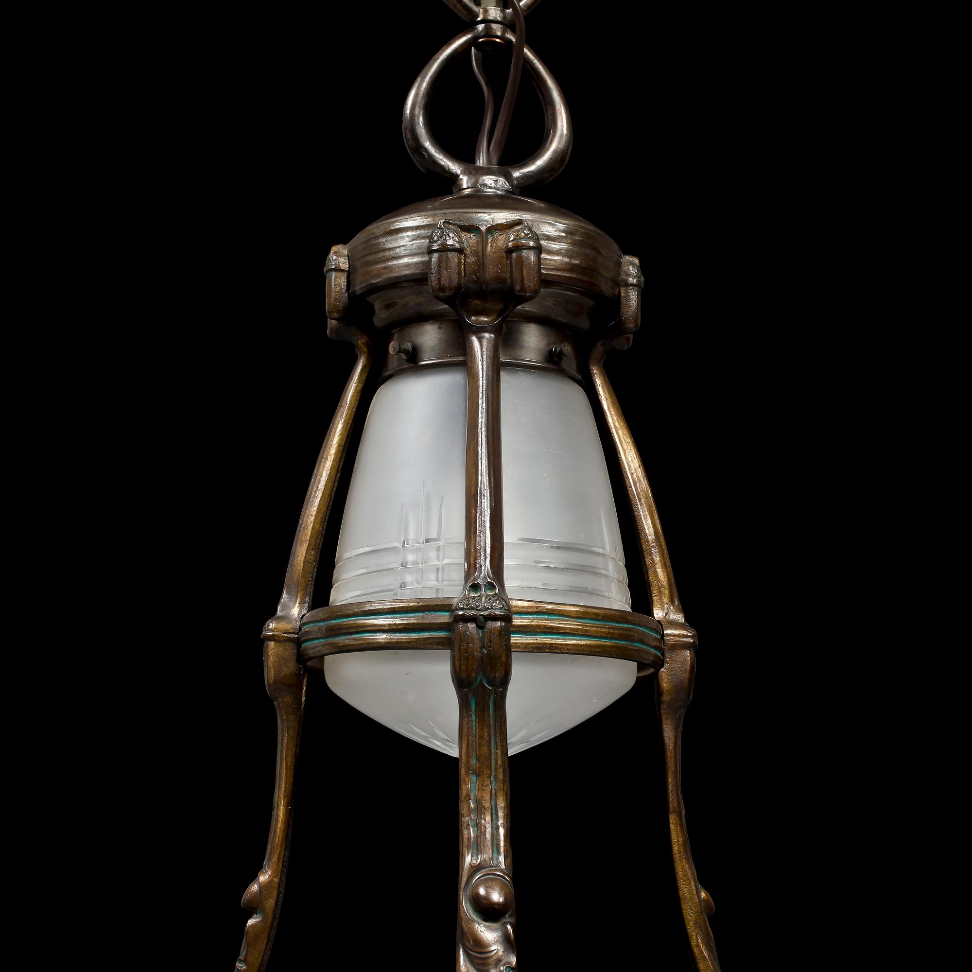 TAKLAMPA, sannolikt Böhlmarks Lampfabrik, jugend, 1910/20-tal. H 90.