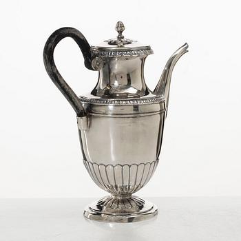 A Swedish silver coffee pot, silver, marks of Olof Sohlberg, Falun 1840.